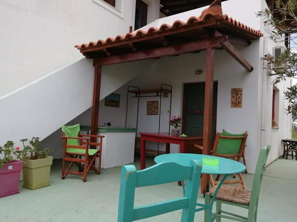 Megris Country Houses Vingláfia Extérieur photo